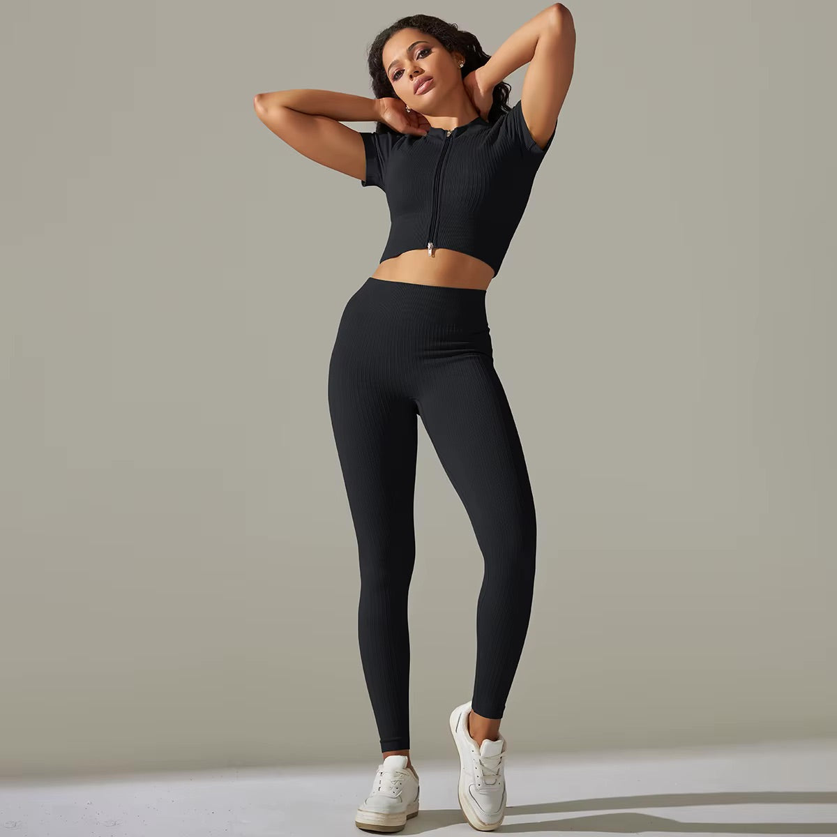 Set aus Oberteil mit Reißverschluss und Leggings | Schwarz