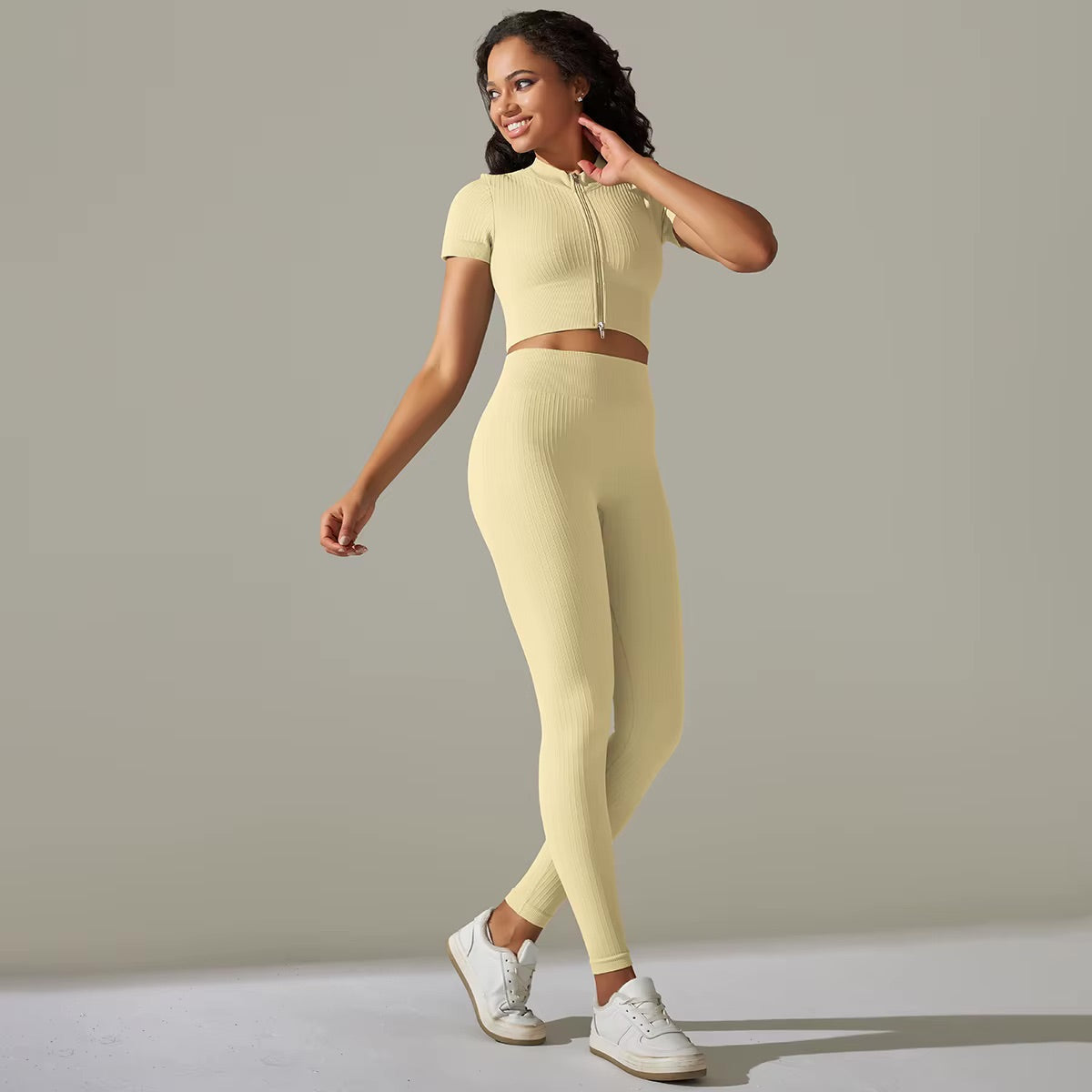 Set aus Oberteil und Leggings mit Reißverschluss | Gelb